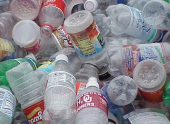 Пластиковые отходы как материал для загородного строительства